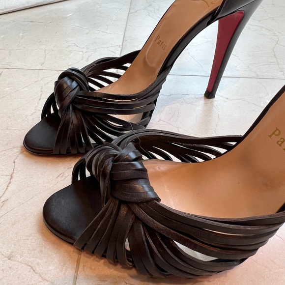 Christian Louboutin Miranda Dorcet Heels size 37.5 - Picture 2 of 5